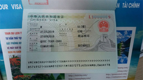 hoc-tieng-trung-qua-tinh-huong-di-xin-visa